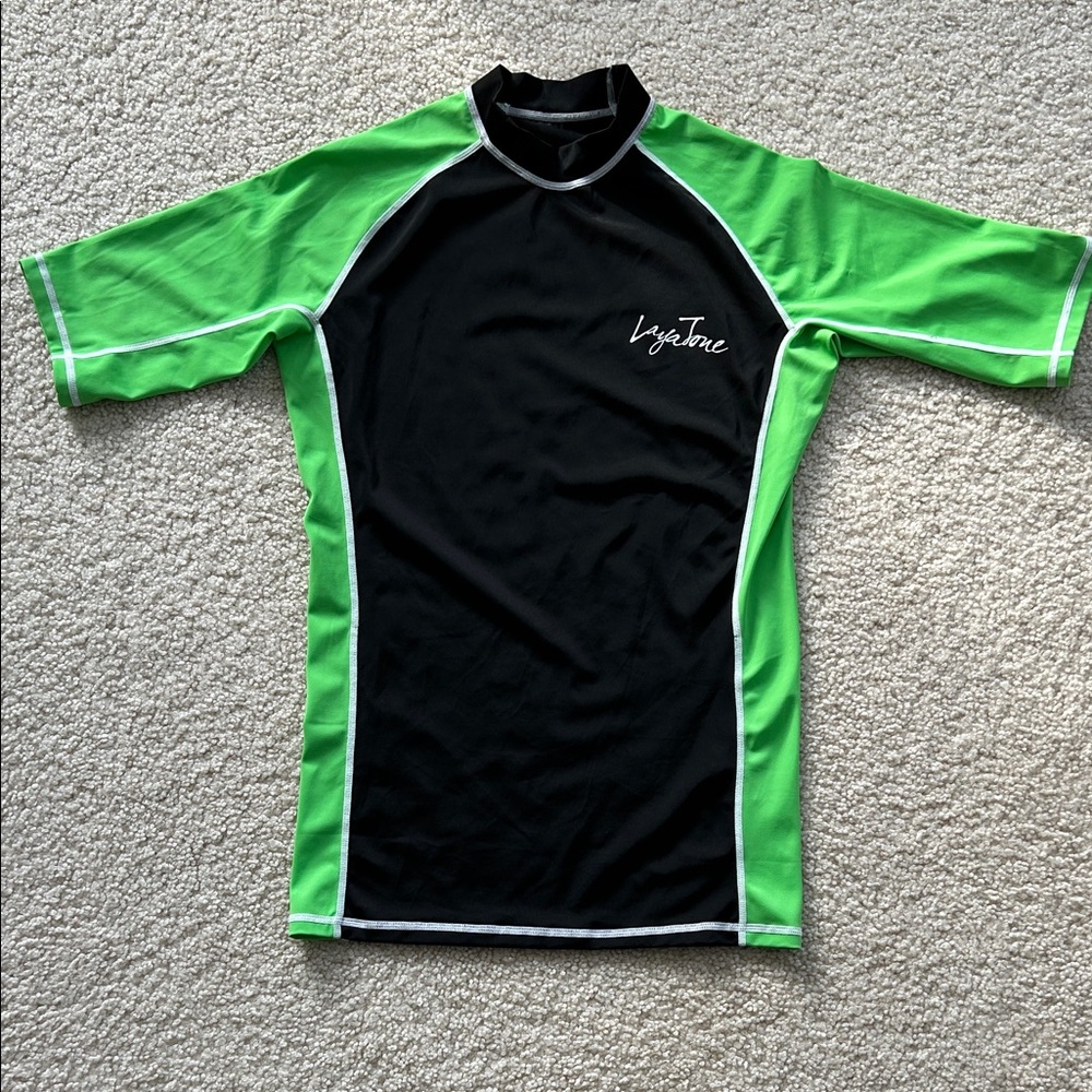 Men's Small Black and Green Rash Guard